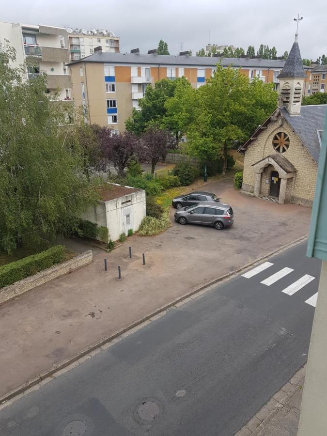 Chambres A Louer Dans Appartement Balcon - Wifi - Parking Gratuit Nevers Exterior photo